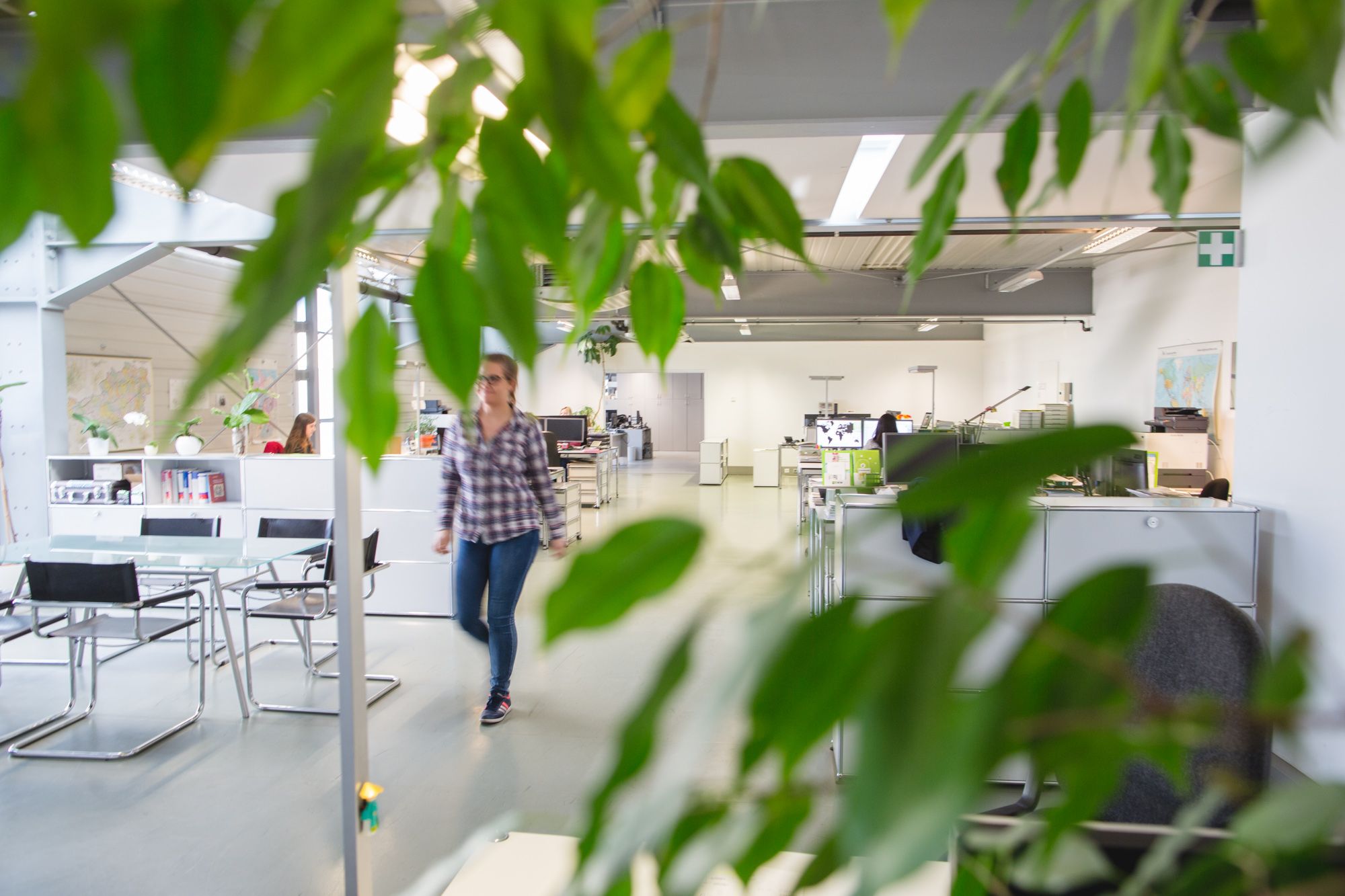 Digital 52 4️⃣9️⃣ - On growing as a company,  transitioning towards a lean organization and including coworking as a way to keep on learning and innovating: the story of Factory Hub Vienna.